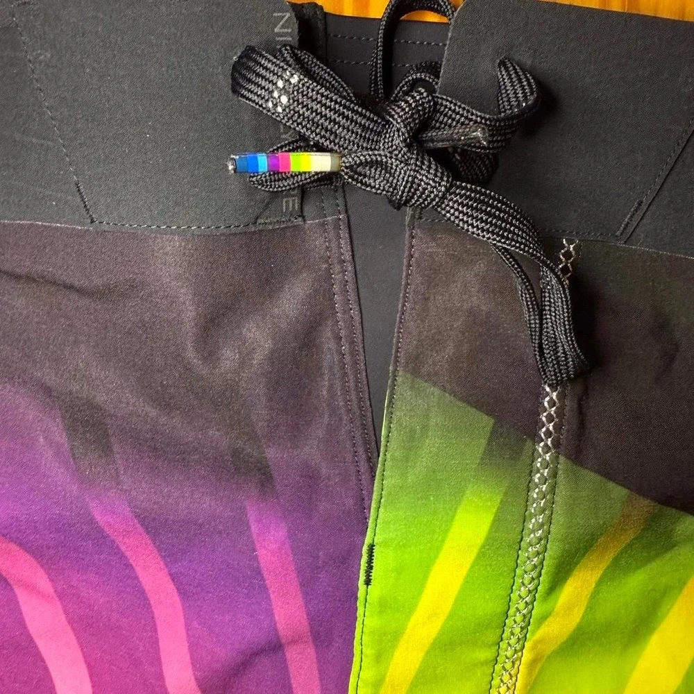 Hurley Phantom Mens Board Shorts Size 32 Multicolor Geometric MB04P6040 Black
